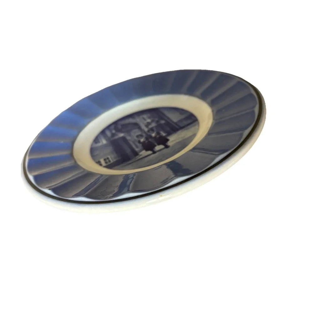 Royal Copenhagen‎ Denmark Plate Fanjance Kongens Livgarde Cottage Vintage Decor